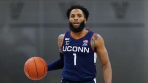 West Virginia has opportunity to make a name for itself against No. 15 UConn